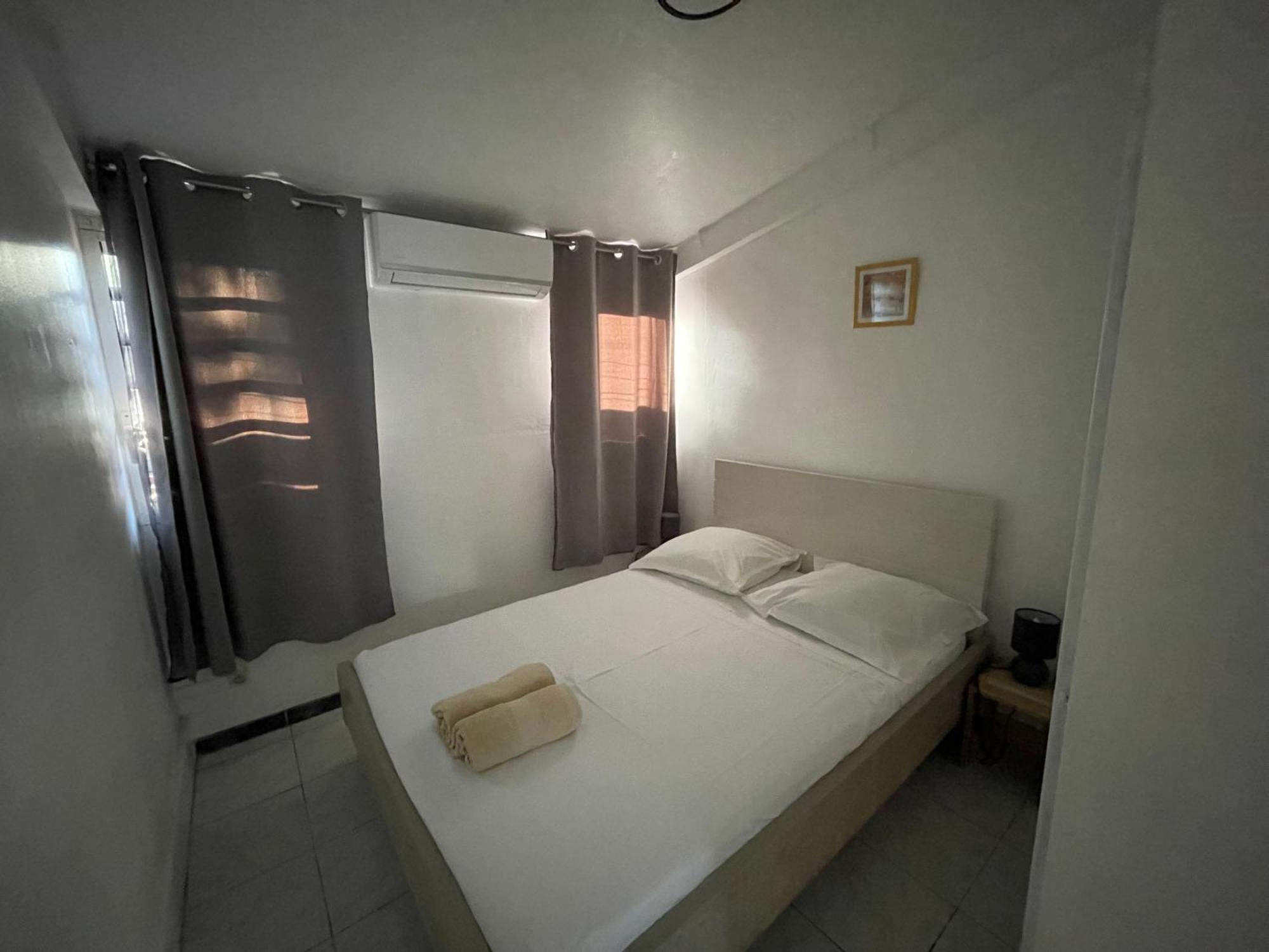 Casa Valencia, Proche De Toutes Commodites 圣皮埃尔 外观 照片